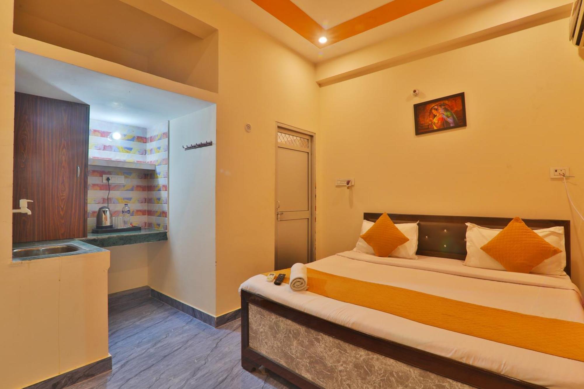 Hotel Ramayan Inn Free Pickup From Ayodhya Dham Junction Экстерьер фото